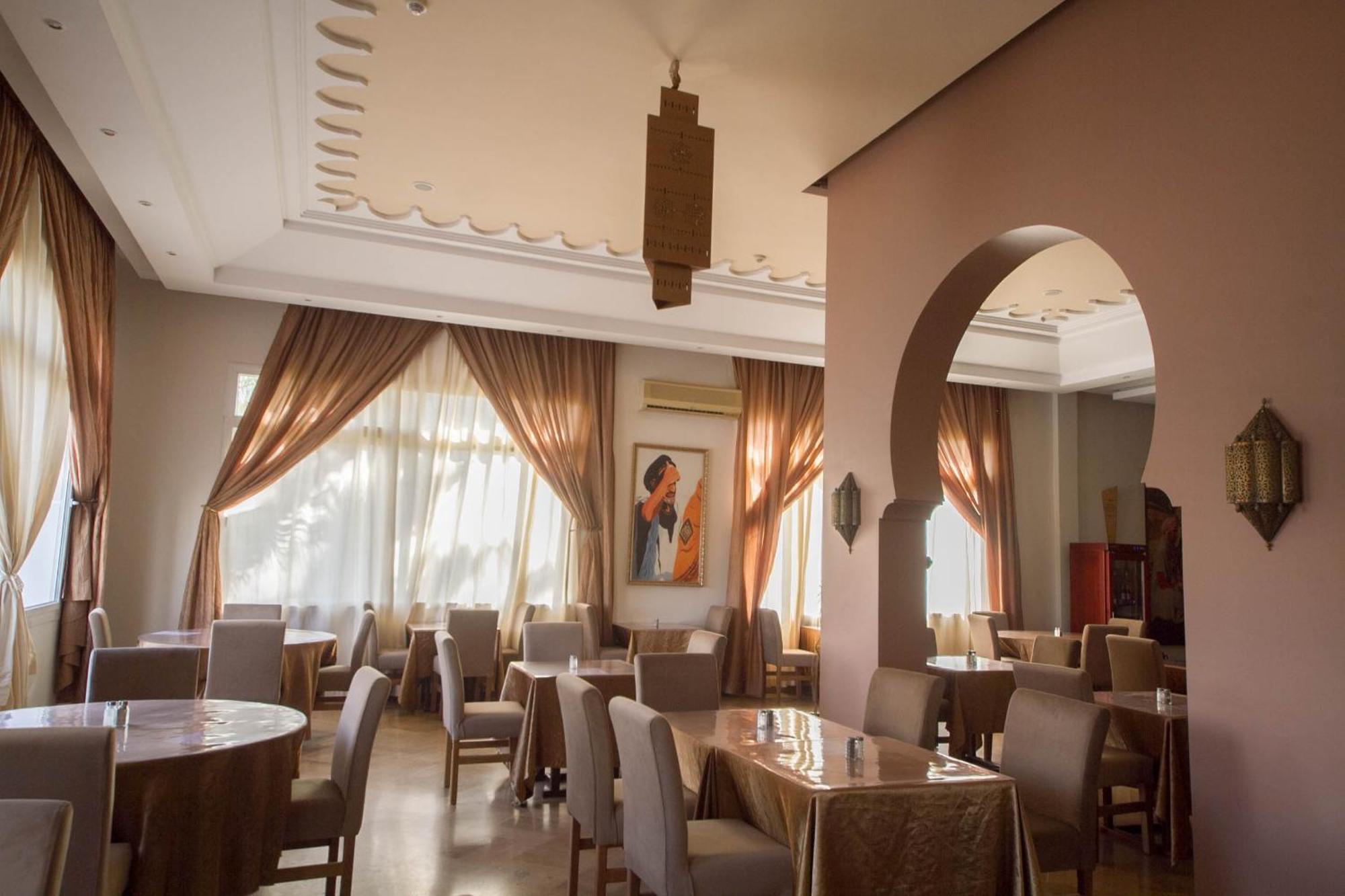 Aparthotel Intouriste 4*