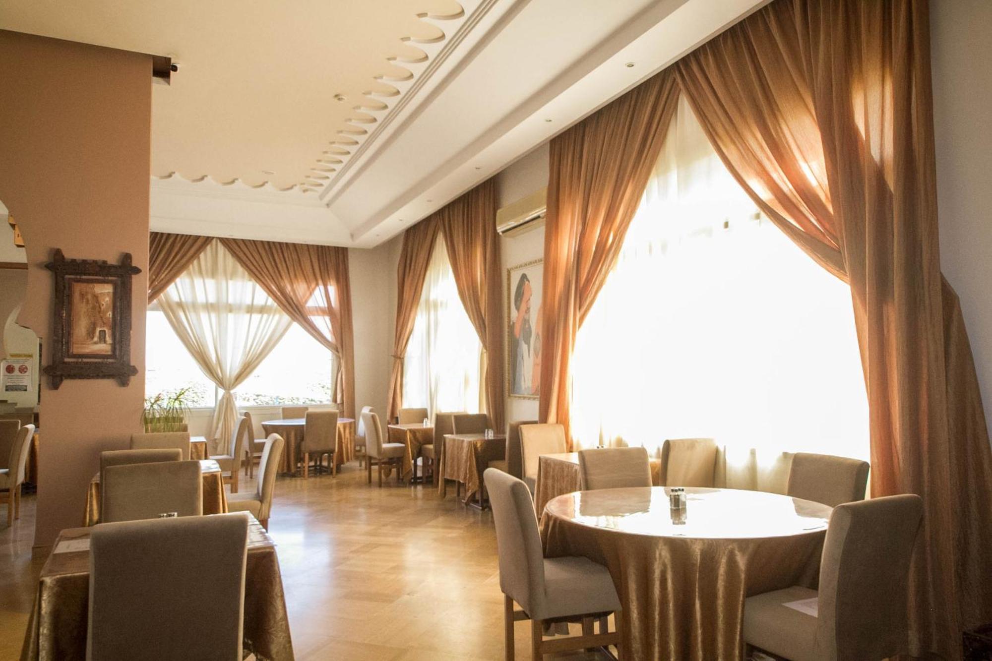 Aparthotel Intouriste