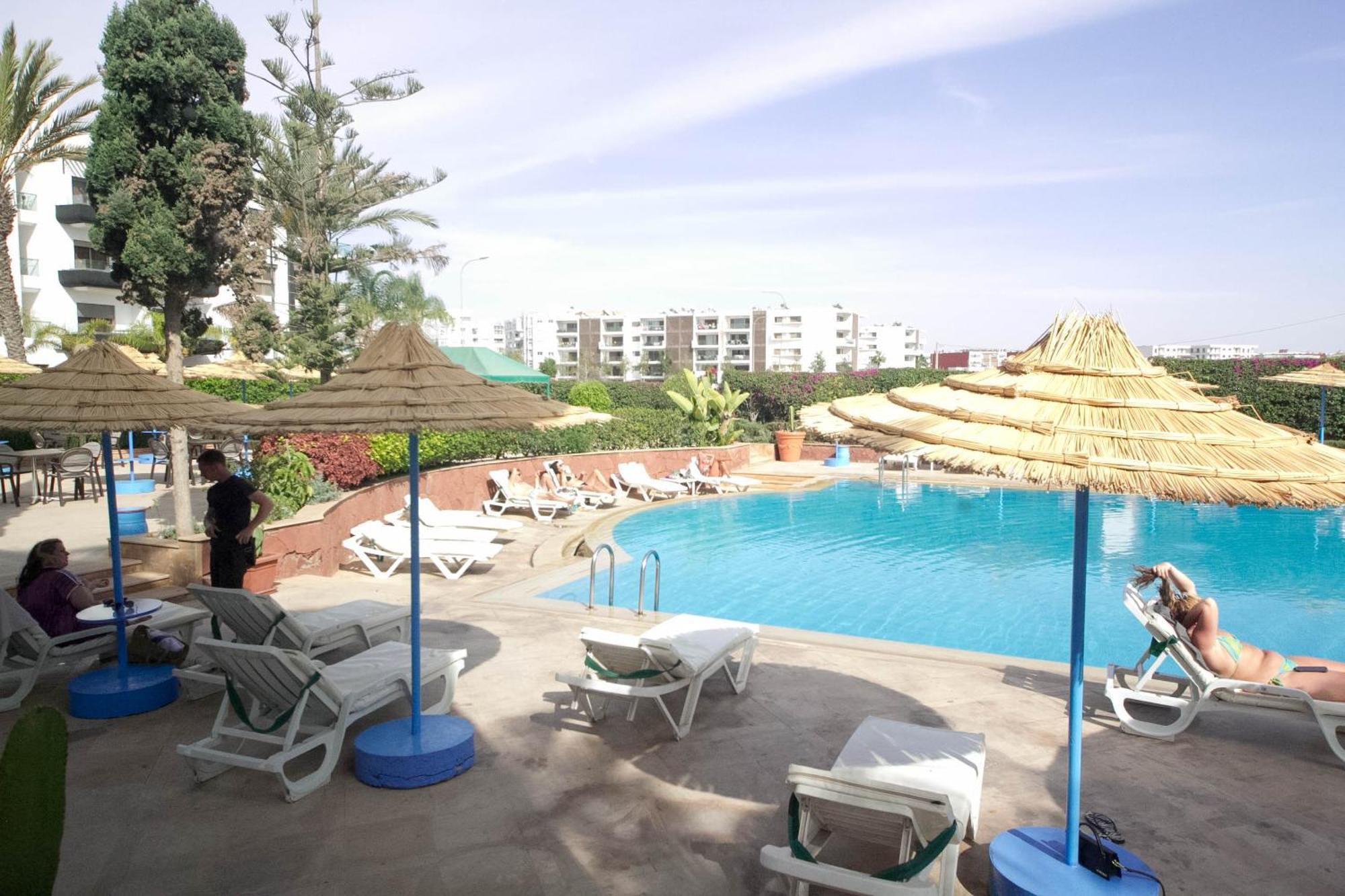 Intouriste Aparthotel 4*